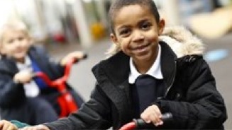 GLL backs initiative to get local children walking to school again